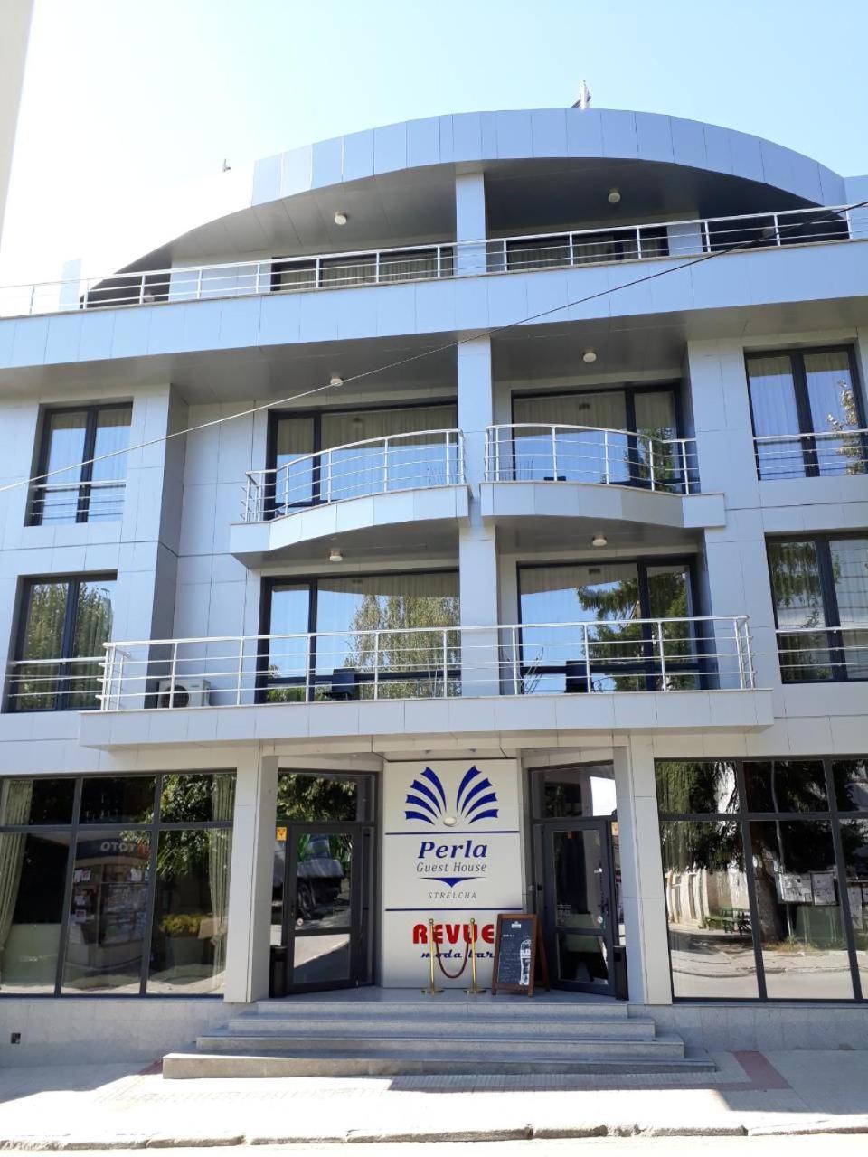 Хотел Perla Strelcea Exterior foto